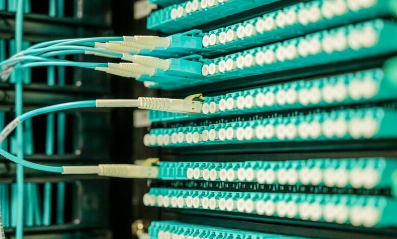 advanced it network hub